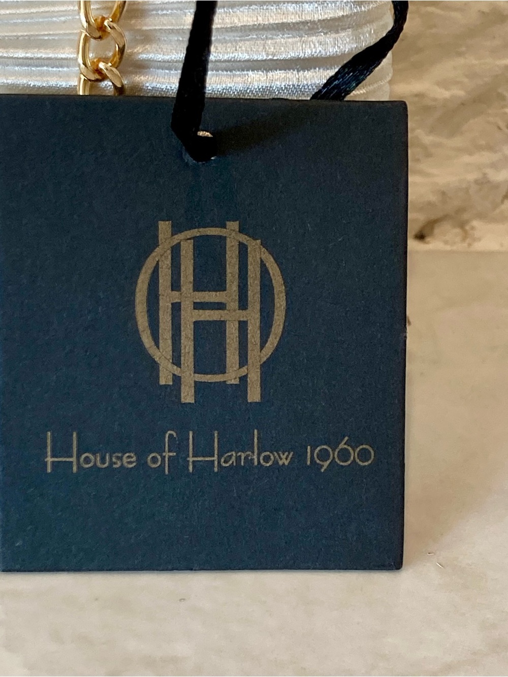 NWT House of Harlow 1960 evening clutch/crossbody -cream satiny pleated fabric - Picture 5 of 12